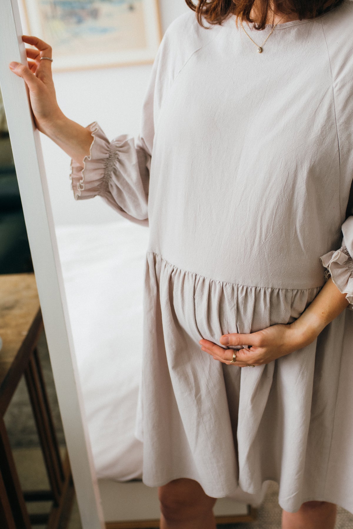 Robe pull grossesse et allaitement en coton – Noir/Beige